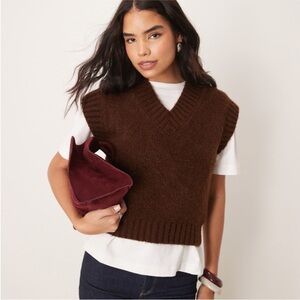 Topshop fuzzy knitted v neck vest in brown size small